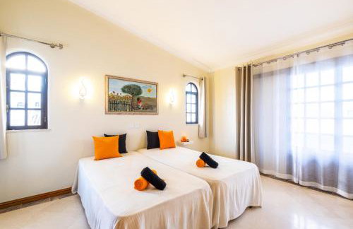 Villa Molucas - Moradia encantadora com piscina aquecível e BBQ - Albufeira - Foto 30