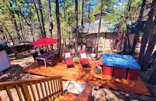 Four Seasons Getaway-Private Hot Spa with Pine Tree Views-Walk to Village and Pineknot Trailhead-Plus King Bed! - Photo 35
