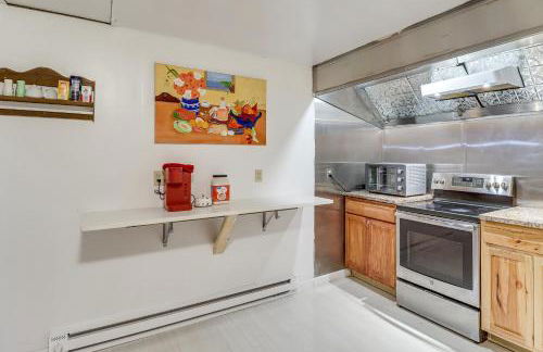 4 Mi to Mauch Chunk Lake Spacious Apt with Bar! - Foto 21