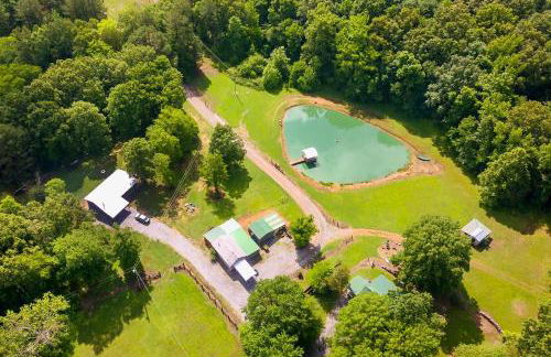 Charming New Concord Cabin on 50-Acre Farm! - Foto 25