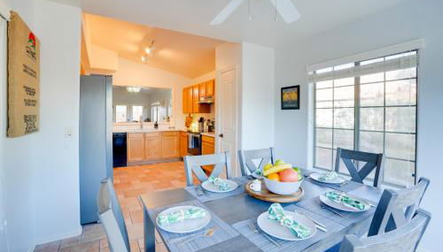 3 Mi to Surprise Stadium! Retreat with Putting Green - Foto 2