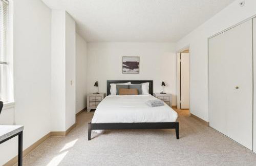 Legacy at Imperial Village 417 I 2 Bed 2 Bath - Foto 1