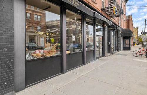 Luxury and Chic 2BR 2BA Apt only 15 Mins to NYC & Hoboken - Foto 37