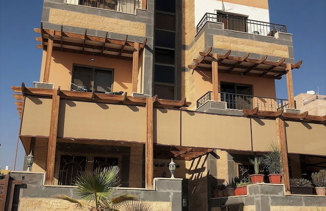 Sea View Luxury Furnished Flat - Photo 15