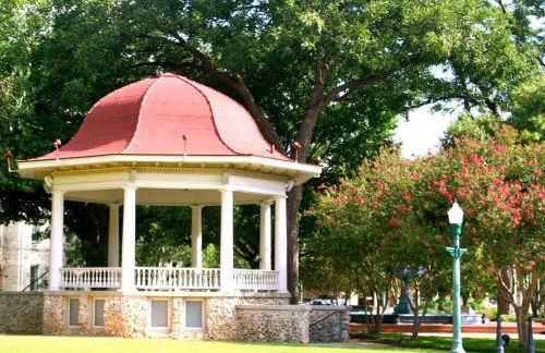 Comal Inn - Photo 28