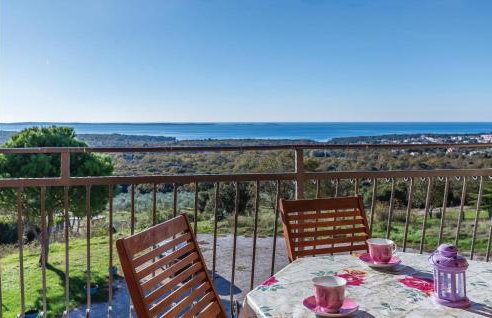 One-Bedroom Apartment In Vodnjan - Photo 1