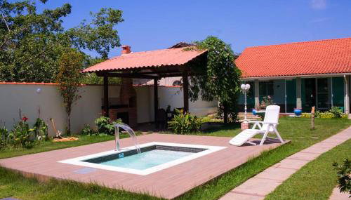 Excelente casa à 900m da Praia de Itaipuaçu - Foto 1