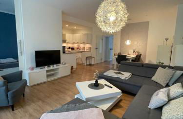 MiCasa OL - Deluxe Apartment mit Stil - Carport Stellplatz - Küche - WLAN - 3,7 KW Steckdose für E Auto - Terrasse - Photo 13