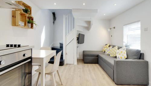 Pass the Keys 19th Century Barn with Free Parking - Foto 1, Other