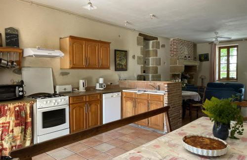 Gîte champêtre avec piscine et Wifi à Souvigny - FR-1-489-231 - Foto 4