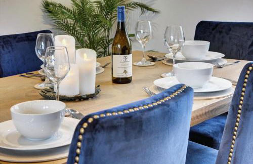 The Penthouse - Allocated Parking with City Views - Foto 12