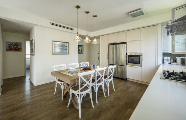 Stunning 2BR Apartment in Beeri - Foto 27