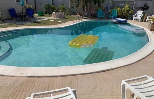 Quaint Coastal Pool Home on Florida's Space Coast - Foto 11