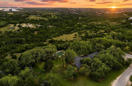 Hill country gem with private pool, deck, firepit, Ping-Pong, foosball, & WiFi - Photo 63