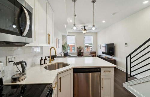 Roof deck w city views - brand new 3bd 3ba - Foto 4