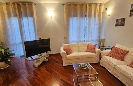 South Milan Family & Business home - Photo 9