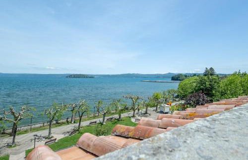 Rosso Rubino - Mansarda Vista Lago a Marta - Foto 1