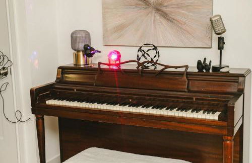 LA Karaoke Fire Pit Ping-Pong Cowboy Pool - Foto 14