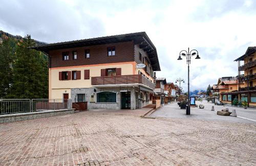 MaR Maturi Appartamenti con due bagni ideali per 6 e 10 persone nel centro di Campiglio - Foto 67