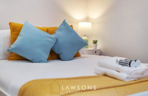 3-Bed, 3-Bath Apartment with Southsea Common Views - Photo 10