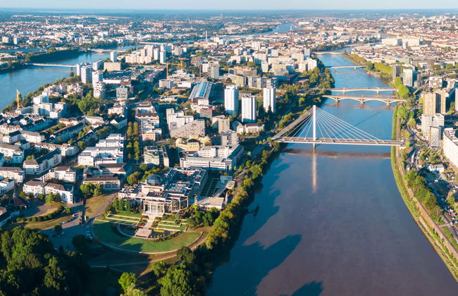 Visite privée dans Nantes - Photo 1
