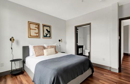 S Lake Union 2BR w Gym WD nr Space Needle SEA-182 - Foto 14