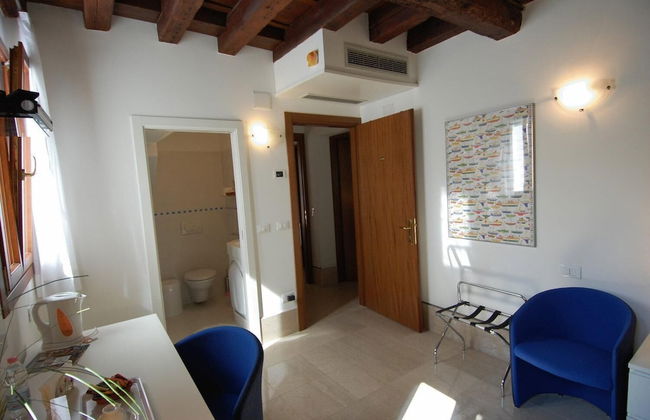 Santa Margherita Guesthouse - Photo 19