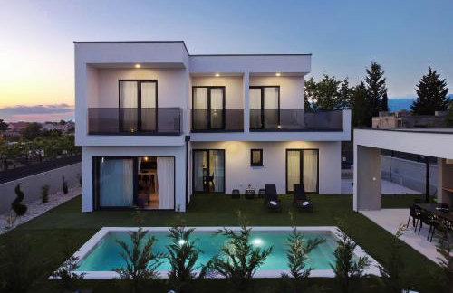 Villa Cvit Mediterana with heated pool - Foto 1