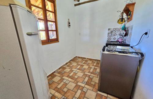 Chalés Vila Carrancas - Ao lado do centro com piscina, cozinha completa e muita tranquilidade - Foto 56