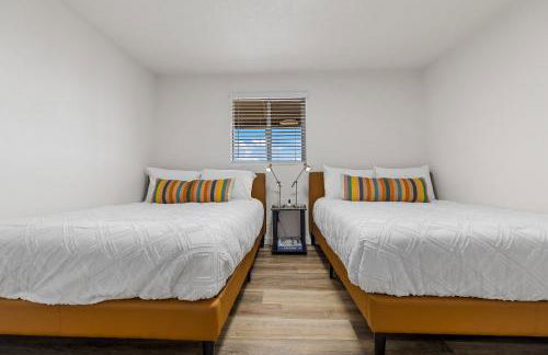 Venture at Route 66 - Photo 66