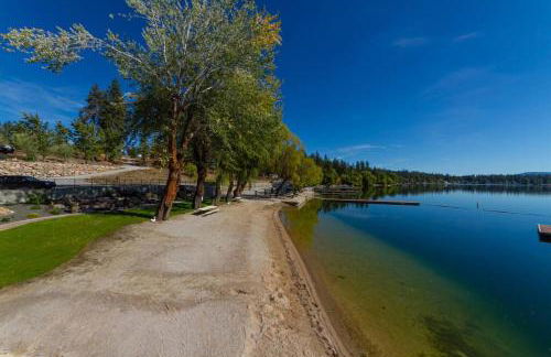 Cozy Duplex Unit - Beautiful Lake Views! - Foto 18