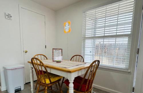 Phoebe's Place - A Friends' Inspired Escape - Foto 13