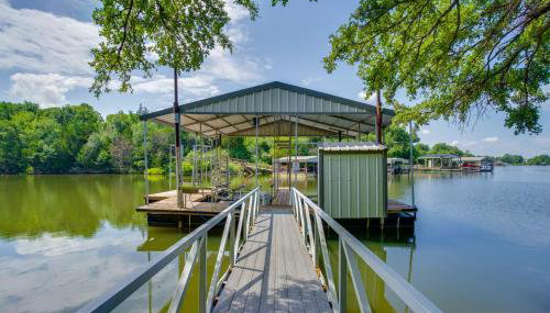 Waterfront Lake Bridgeport Home w/ Private Dock - Photo 2