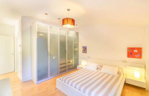 Espectacular casa de diseño con piscina en Navarra - Foto 30