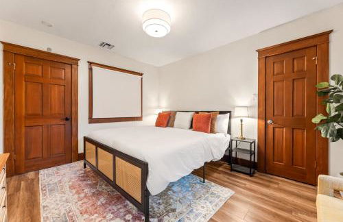 Bright Coastal Escape 4 Bedroom 2 Bath Near CSULB Long Beach Airport and Beach - Foto 9