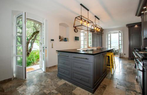 Charm, luxury, stunning views, villa with pool - Foto 30