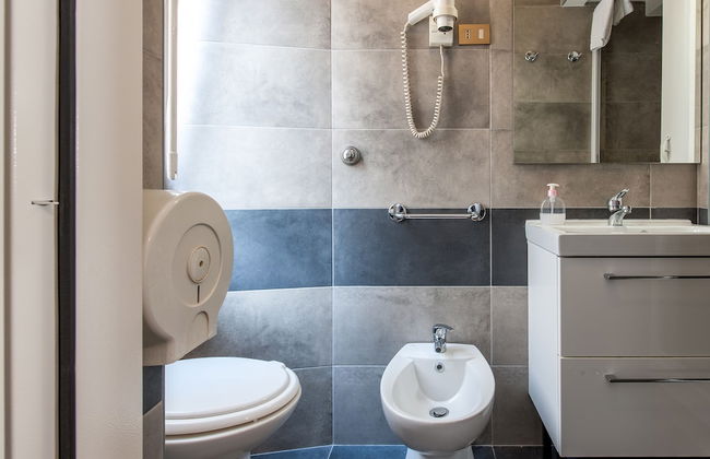 Alessandro a San Pietro Best Bed - Photo 40