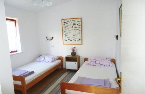 Apartment Rino, only 30m from the sea - Foto 15
