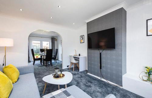 Cozy 3 Bedroom House in Aveley, Thurrock - Foto 2