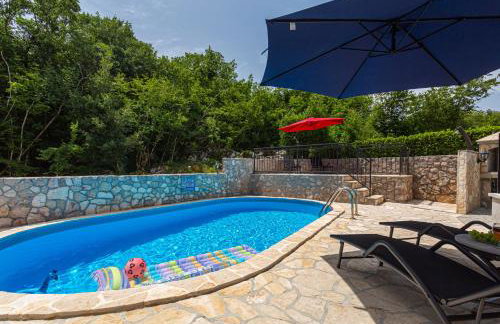 Apartment With A Private Swimming Pool, Garden & BBQ - Foto 3