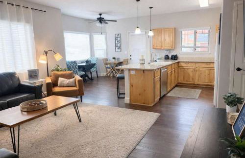 Condo with Sauna & Fitness Center, Extended Stay Savings - Foto 7