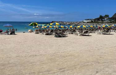 MOGAN PEARL - POOL - DOUBLE TERRACE - OCEAN VIEW - BEACH - WIFI - WONDERFUL Complex - FREE DIGITAL TRAVEL GUIDE - Foto 26