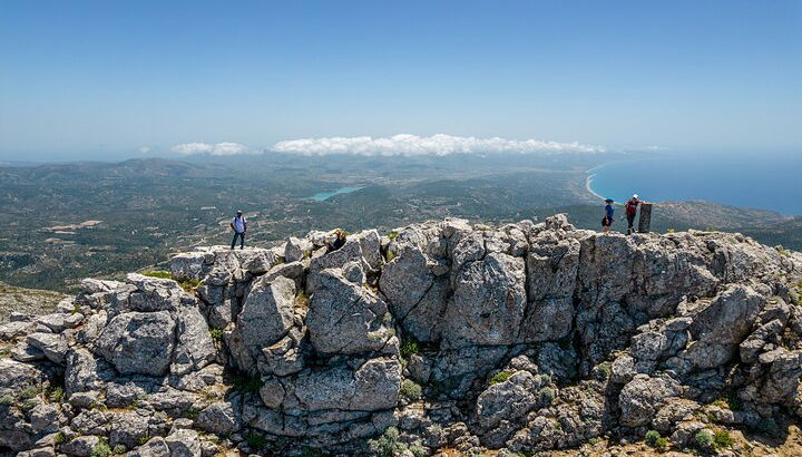 Senderismo Montaña Akramitis Rodas - Foto 1