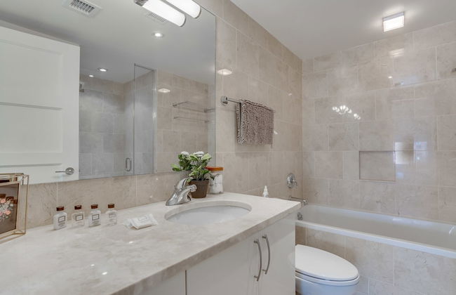 2 BR Fully Furnished Apartment at Penn Quarters - Surrounded by Best Restaurants in Town - Foto 9