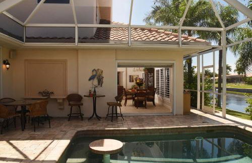 Villa Hibiscus-Waterfront-Free Heated Pool-Dock-Bikes-Other Amenities - Photo 17