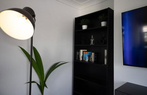 3BR Home Gem - sleeps 9 - Netflix - Near O2 & Greenwich Park - Foto 20