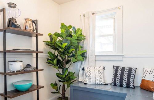 Charming Modern Farmhouse Retreat - Foto 17