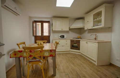 Erice Lovely Apt with Terrace and Stunning View - Foto 16