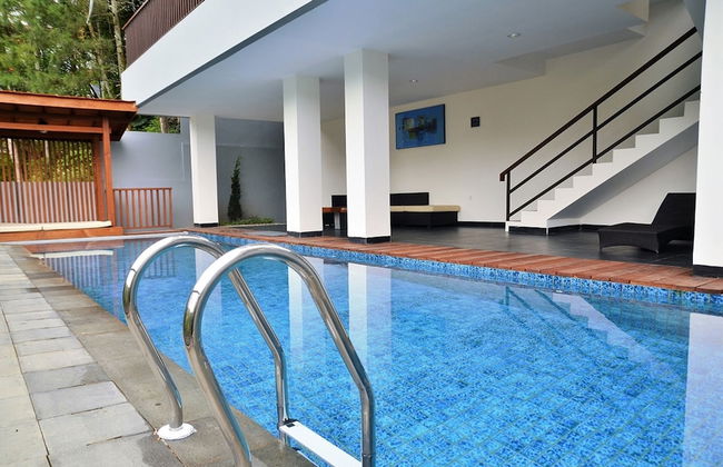 Chamomile Hill View 6BR Villa pool and movie room - Photo 29