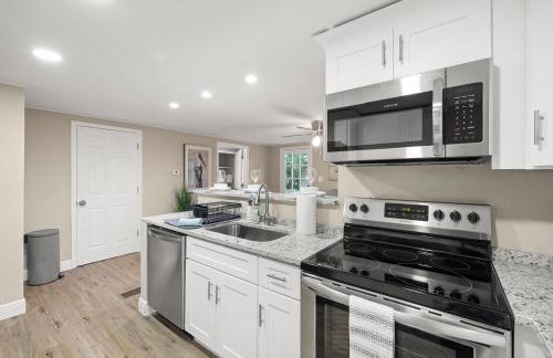 Luxurious Escape Sleeps 10 with Private Pool & Spa - Foto 44